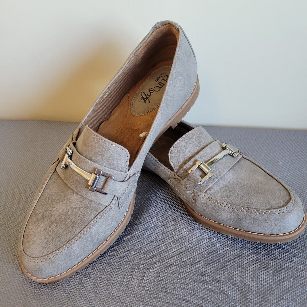 NWOT Euro Soft by Sofft 6.5M Faux Suede Slip On Loafer Silver Horse Bit Detail